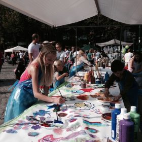 Blauwe Schuit op de Kunstmarkt